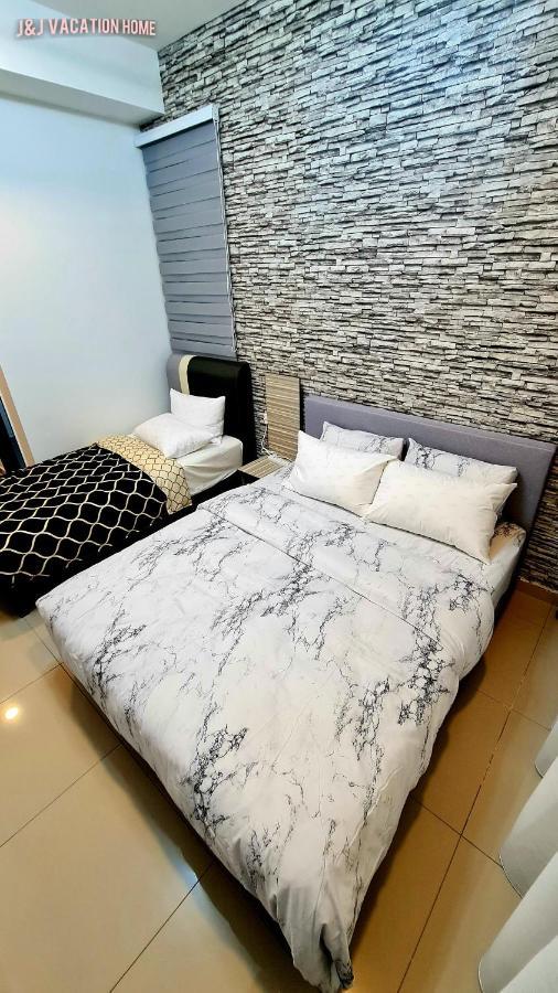 J&J Vacation Home@Novo8 Residence Kampong Tambak Екстериор снимка