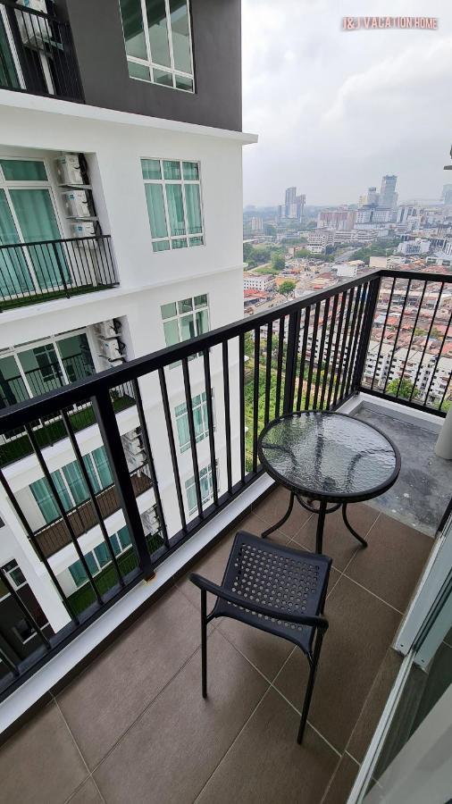 J&J Vacation Home@Novo8 Residence Kampong Tambak Екстериор снимка